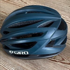 Giro Syntax Cycling Helmet in Teal and Black Large 59-63cm